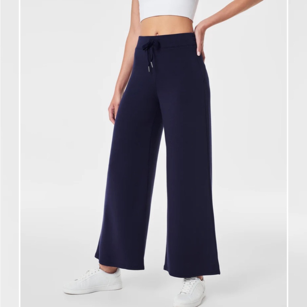 Spanx AirEssentials Crop Wide Leg Pant